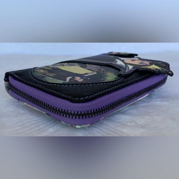 Loungefly Disney Villains Snow White Evil Queen Zip Around Wallet - Picture 5 of 11